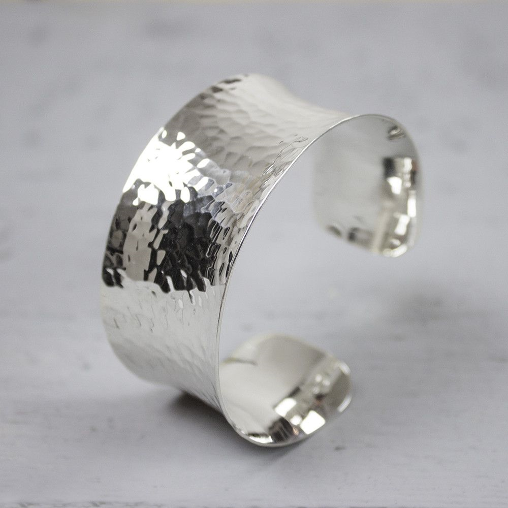 Armband zilver met hamerslag