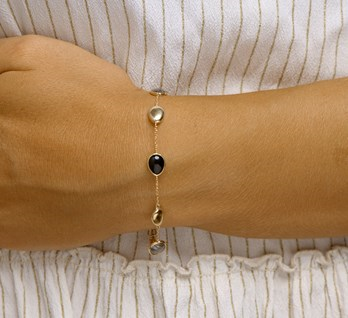 armband zwart rutiel en onyx 17 - 19 cm 14K geelgoud
