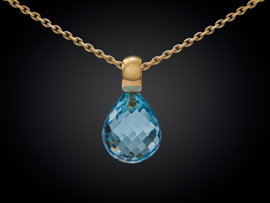 Snoepjes | 14 karaat geelgouden hanger met blauwe topaas | druppelvormig 12 x 10 mm | met klein oog