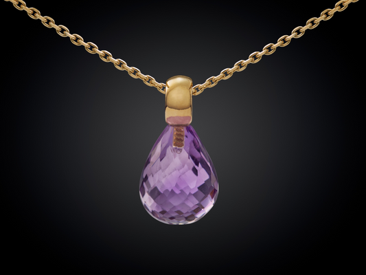 Snoepjes | 14 karaat geelgouden hanger met paarse amethist | druppelvormig 12 x 10 mm | met klein oog