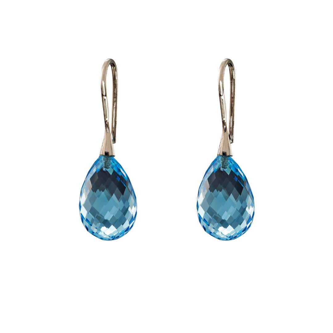 Snoepjes | 14 karaat witgouden oorhangers met blauwe topaas | druppelvormig 15 x 10 mm