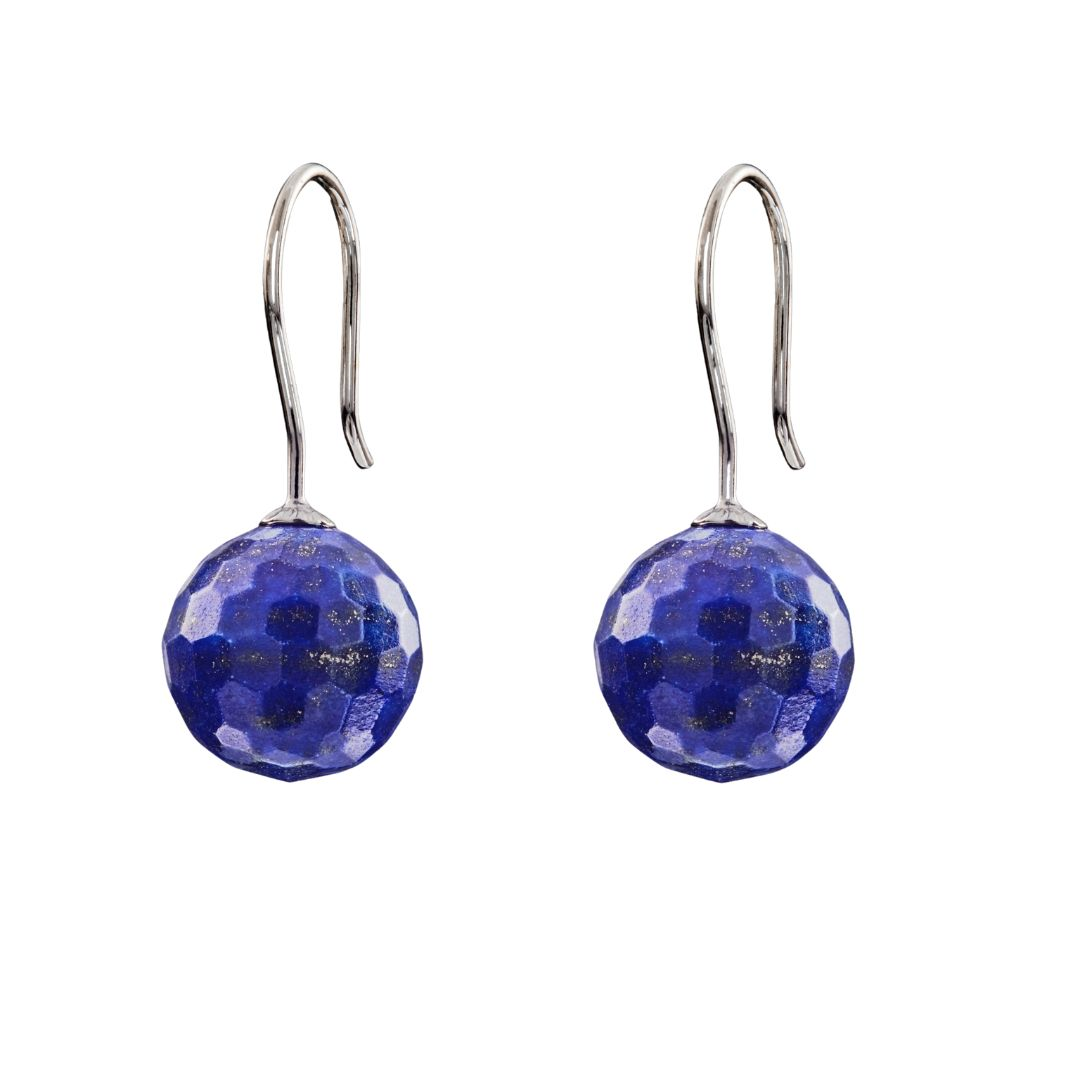 Snoepjes | 14 karaat witgouden oorhangers met donkerdonkerblauwe lapis lazuli | balvormig 10 mm